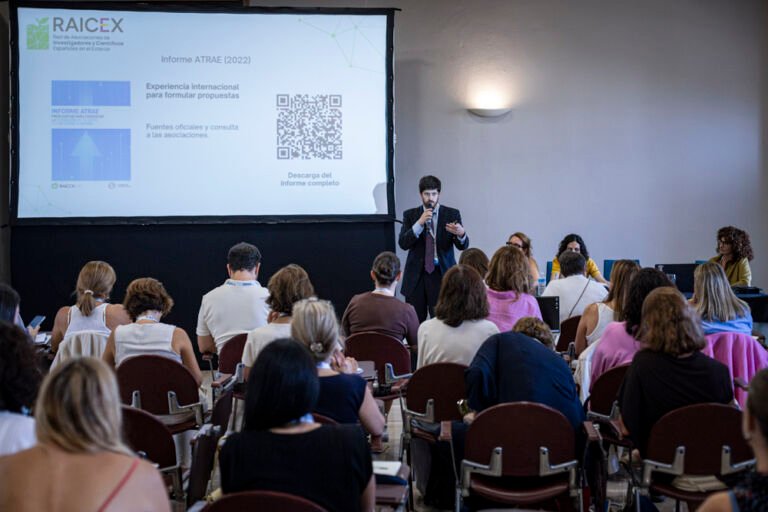 Jornadas REGIC Sala Central taller RRHH 10