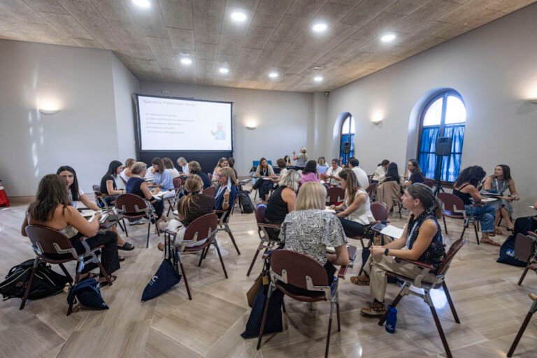 Jornadas REGIC Sala Central taller RRHH 7