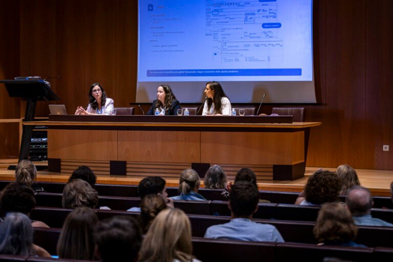 Jornadas REGIC sala 2 Taller gestion economicas finanzas 11